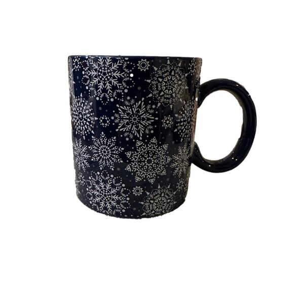 Chic & Tonic Snowflake Mug Coffee Cup Blue White Winter Christmas NEW - Picture 2 of 8